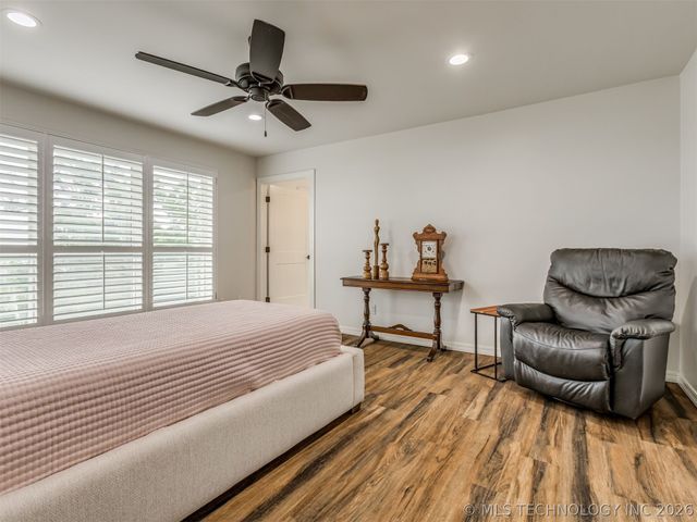 73018 Whispering Oaks Drive, Wagoner, OK 74467