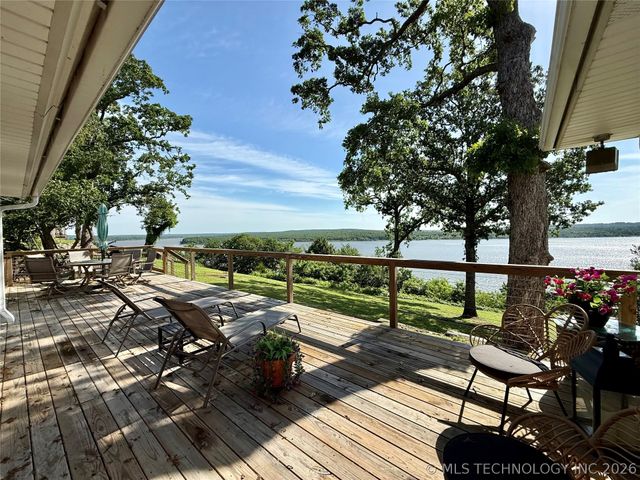 73018 Whispering Oaks Drive, Wagoner, OK 74467