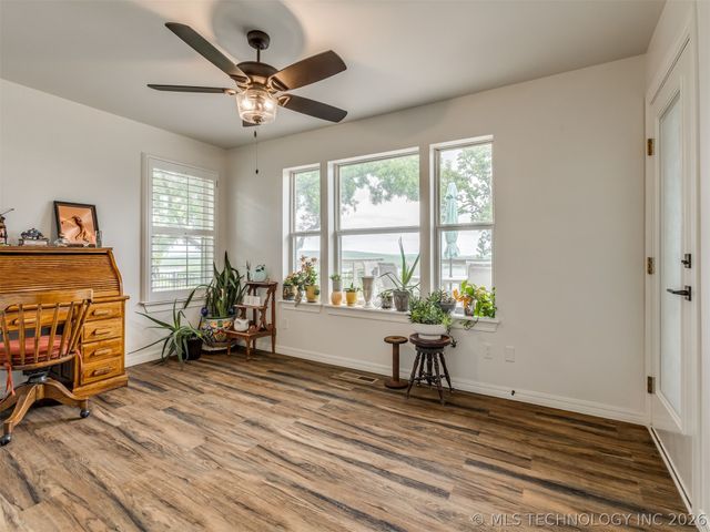 73018 Whispering Oaks Drive, Wagoner, OK 74467