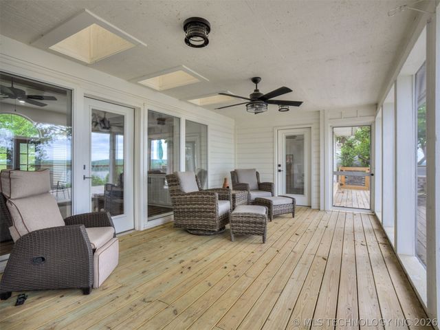 73018 Whispering Oaks Drive, Wagoner, OK 74467