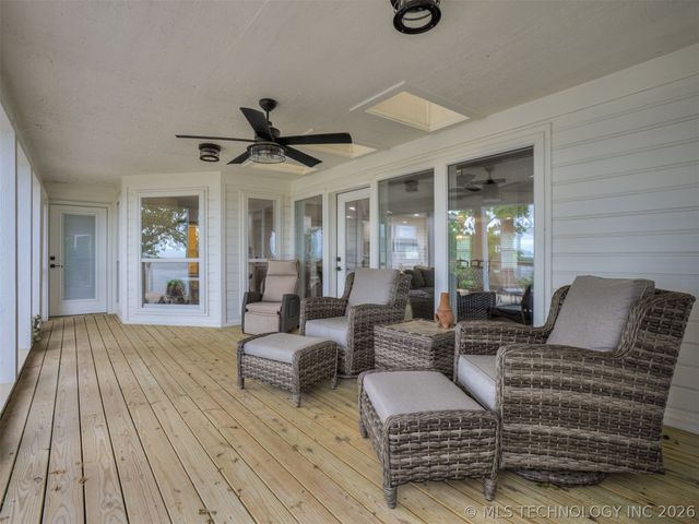 73018 Whispering Oaks Drive, Wagoner, OK 74467