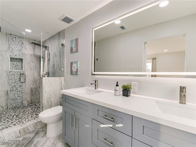 5302 Cortez CT, Cape Coral, FL 33904