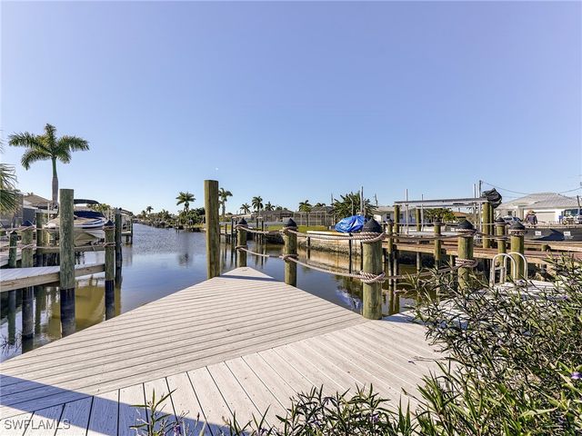 5302 Cortez CT, Cape Coral, FL 33904