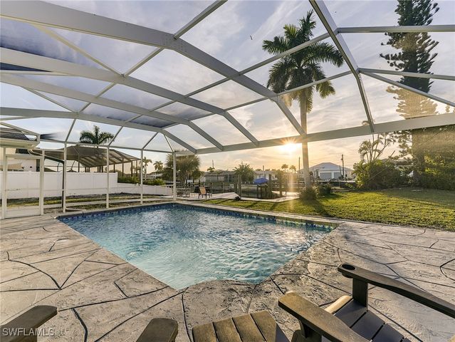 5302 Cortez CT, Cape Coral, FL 33904