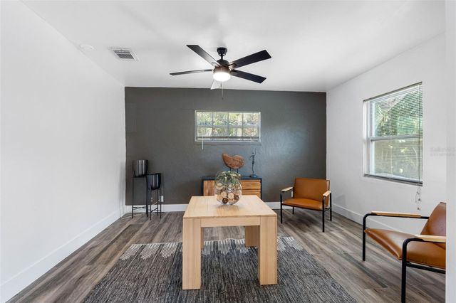439 CAPRI WAY NE, St Petersburg, FL 33704