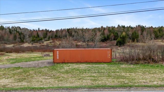 6847 Vermont Route 122, Sheffield, VT 05866