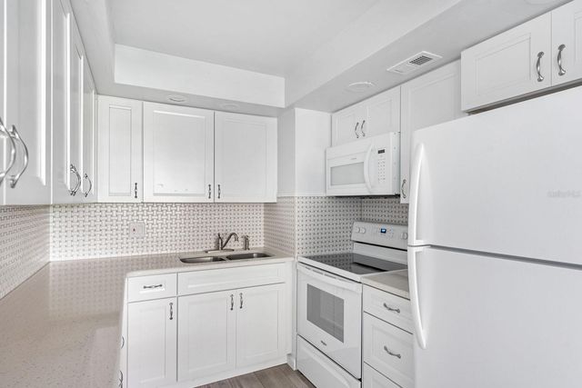 78 BOUNDARY BOULEVARD 192, Rotonda West, FL 33947