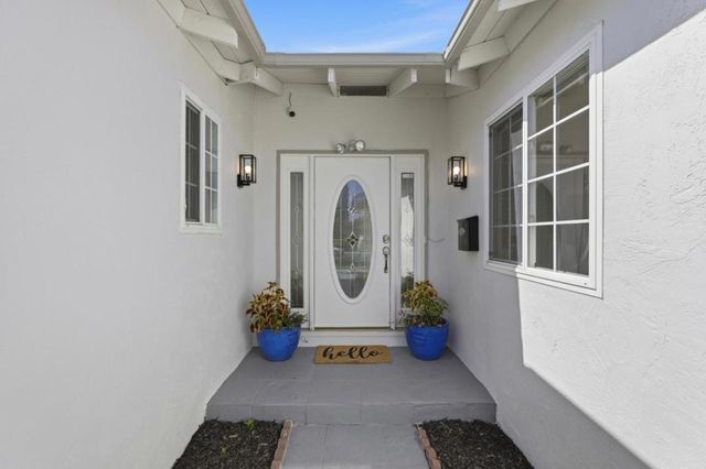 6032 Salida Del Sol, San Jose, CA 95123