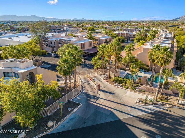 5675 N Camino Esplendora Apt 1100, Tucson, AZ 85718