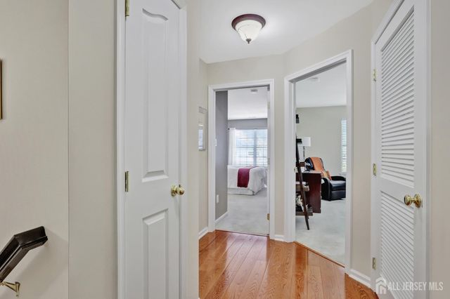 601 Yarrow Circle, South Brunswick, NJ 08810