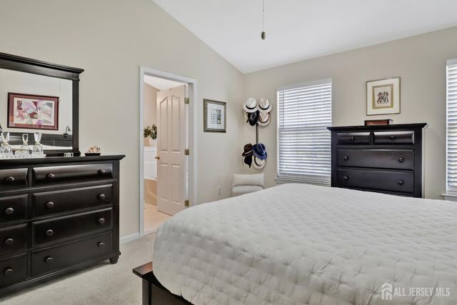 601 Yarrow Circle, South Brunswick, NJ 08810