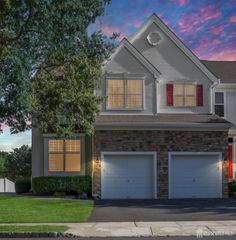 601 Yarrow Circle, South Brunswick, NJ 08810