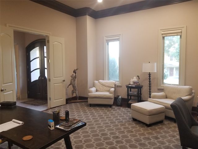 3783 W 5TH Street, Fort Worth, TX 76107