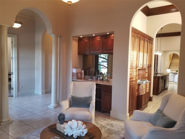 3783 W 5TH Street, Fort Worth, TX 76107