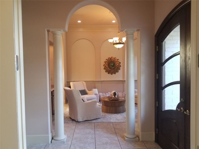 3783 W 5TH Street, Fort Worth, TX 76107