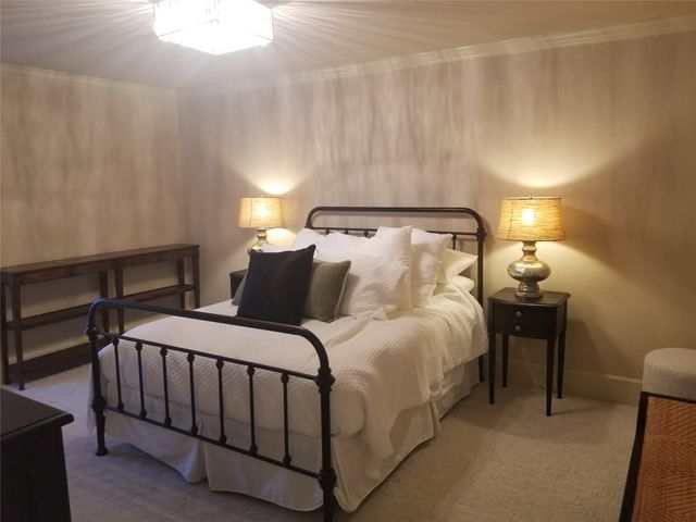 3783 W 5TH Street, Fort Worth, TX 76107