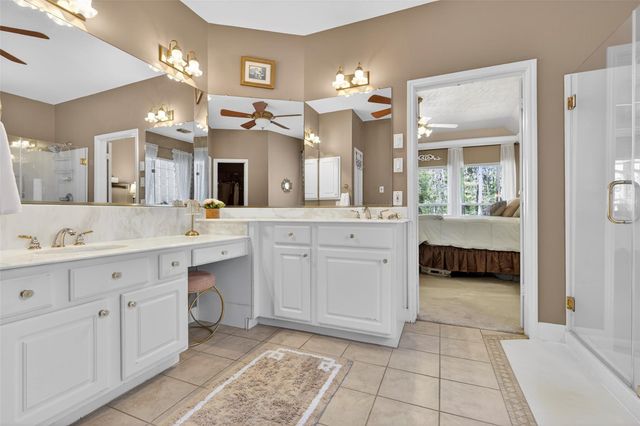 19 Baylark Place, The Woodlands, TX 77382