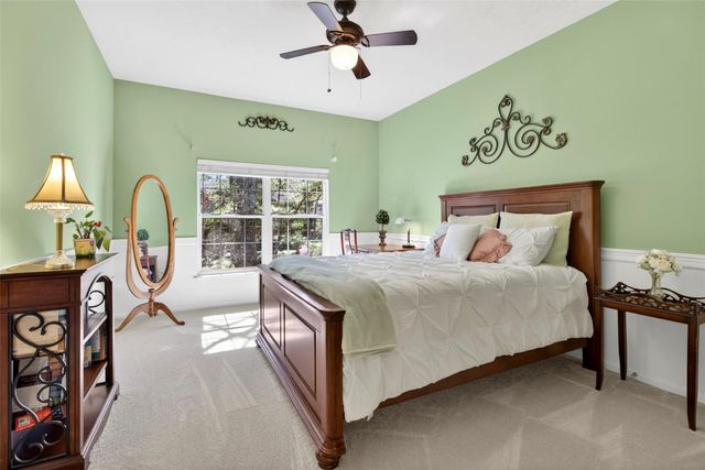 19 Baylark Place, The Woodlands, TX 77382