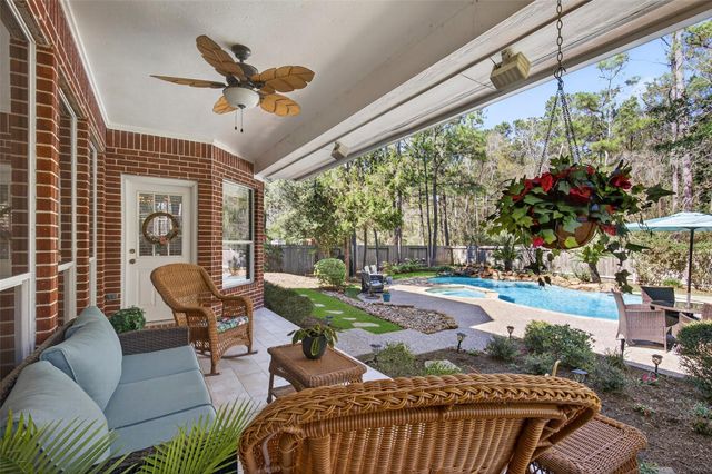 19 Baylark Place, The Woodlands, TX 77382