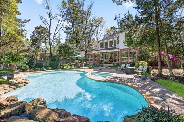 19 Baylark Place, The Woodlands, TX 77382