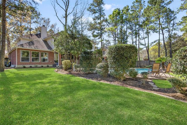 19 Baylark Place, The Woodlands, TX 77382