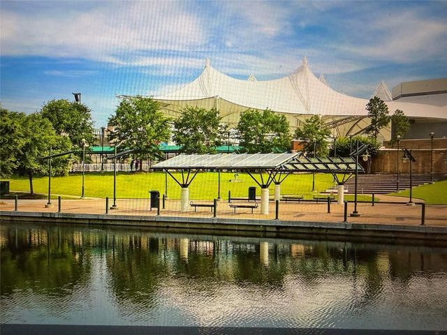 19 Baylark Place, The Woodlands, TX 77382