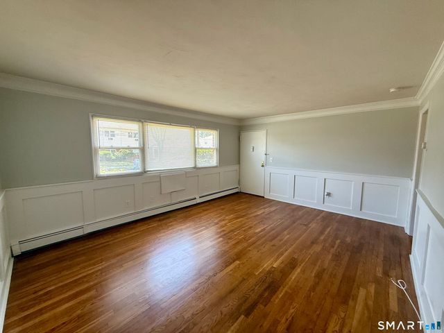 204 Cherry Hill Drive 1B, Bridgeport, CT 06606