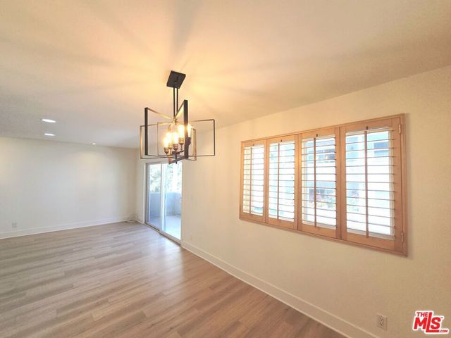 1262 S Barrington Avenue 204, Los Angeles, CA 90025