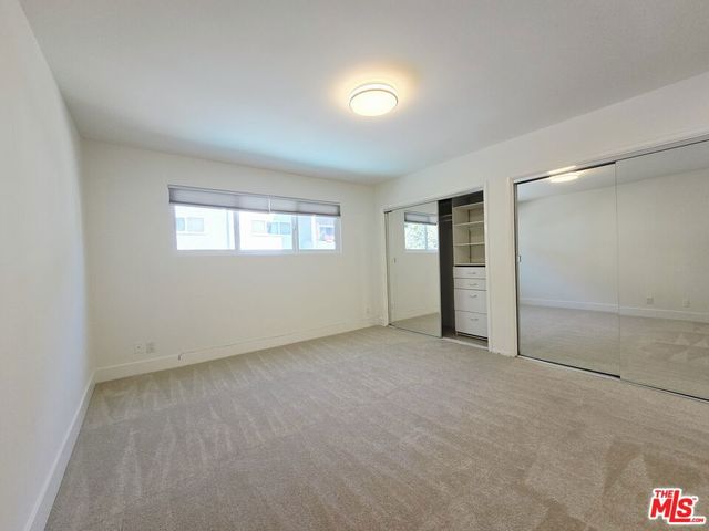 1262 S Barrington Avenue 204, Los Angeles, CA 90025