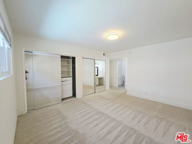 1262 S Barrington Avenue 204, Los Angeles, CA 90025
