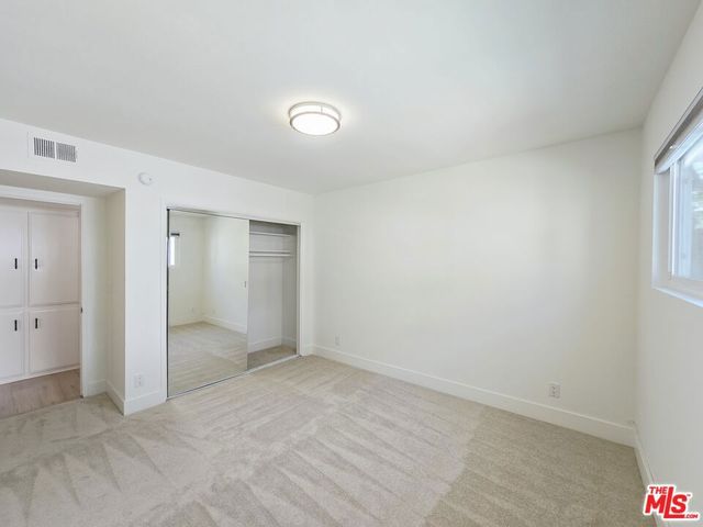 1262 S Barrington Avenue 204, Los Angeles, CA 90025