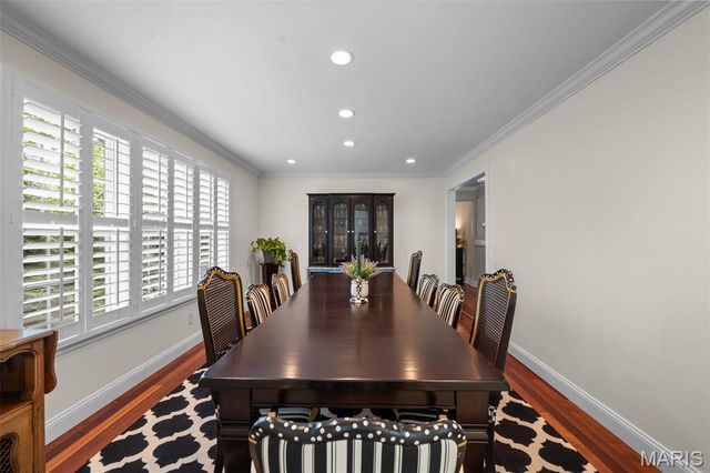 12226 Royal Valley Drive, Creve Coeur, MO 63141