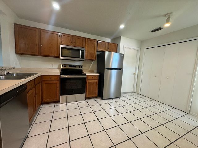 963 ISLANDER AVENUE, Orlando, FL 32825