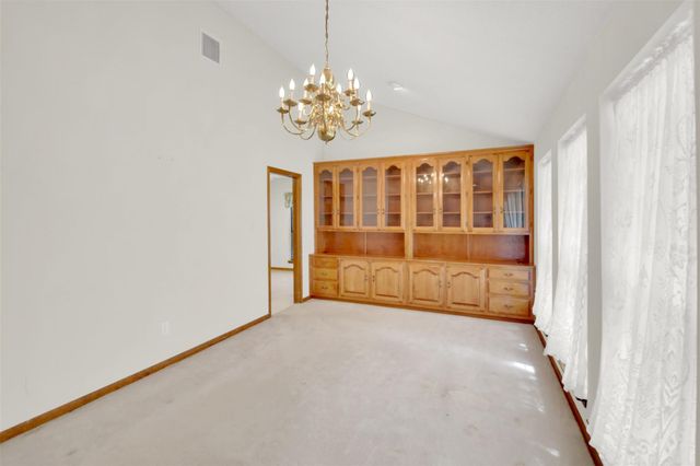 1403 Stone Ridge DR, Taylor, TX 76574