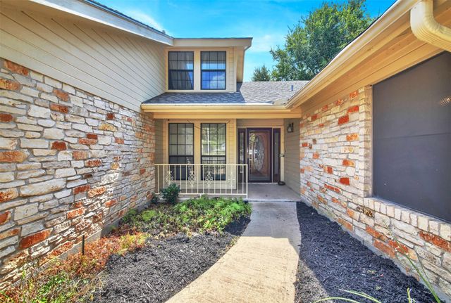 1403 Stone Ridge DR, Taylor, TX 76574