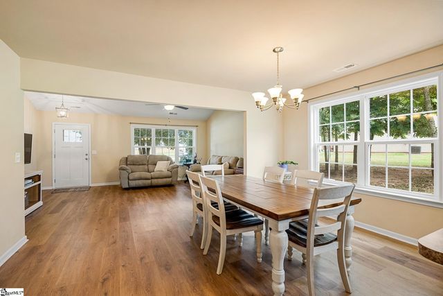 1041 Stoneham Circle, Anderson, SC 29626