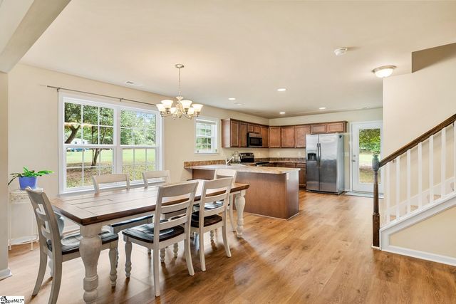 1041 Stoneham Circle, Anderson, SC 29626