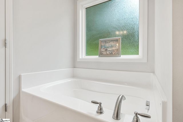 1041 Stoneham Circle, Anderson, SC 29626