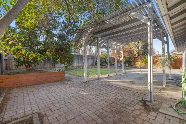 3705 Ghia Ct, Modesto, CA 95356