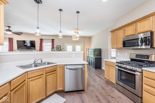 2421 Manita Drive, Indianapolis, IN 46234