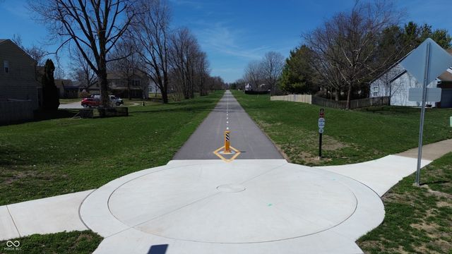 2421 Manita Drive, Indianapolis, IN 46234
