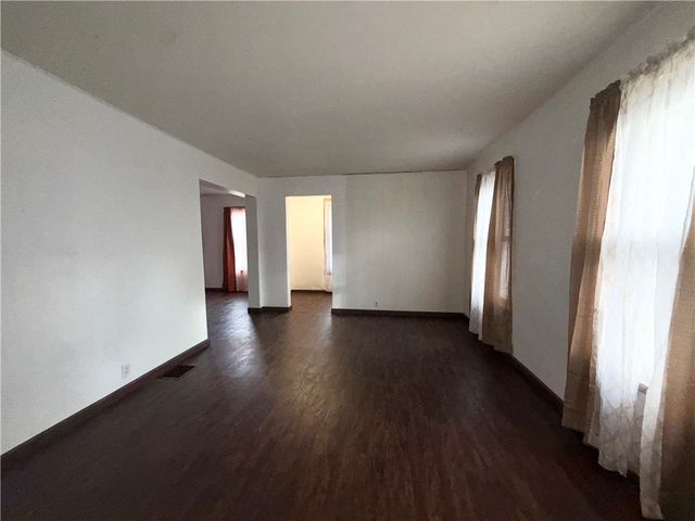 28 Miller Street, Seneca Falls, NY 13148