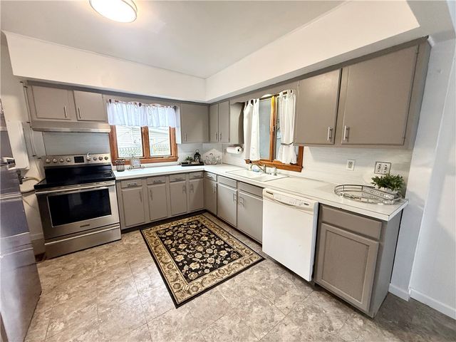 28 Miller Street, Seneca Falls, NY 13148