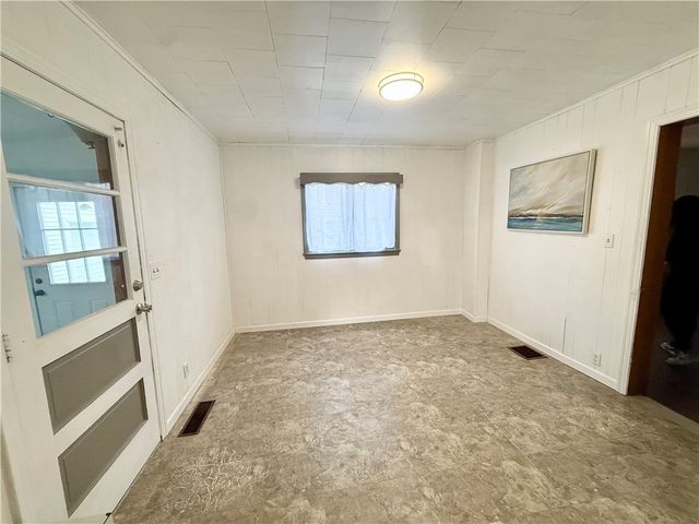 28 Miller Street, Seneca Falls, NY 13148