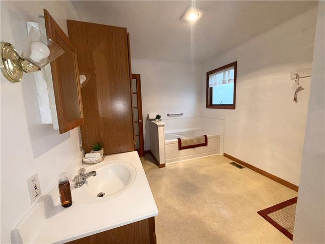 28 Miller Street, Seneca Falls, NY 13148