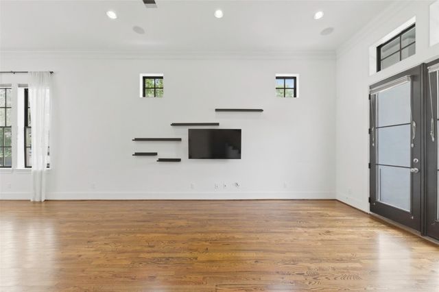 2702 Cortlandt Street, Houston, TX 77008