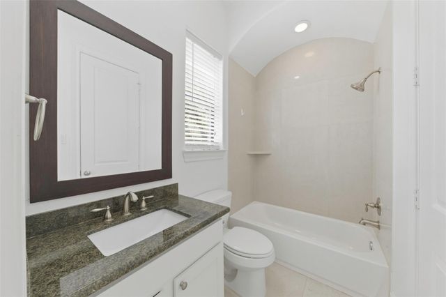 2702 Cortlandt Street, Houston, TX 77008