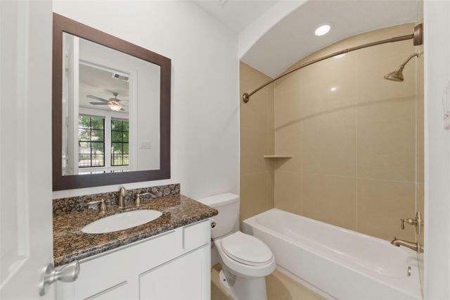 2702 Cortlandt Street, Houston, TX 77008