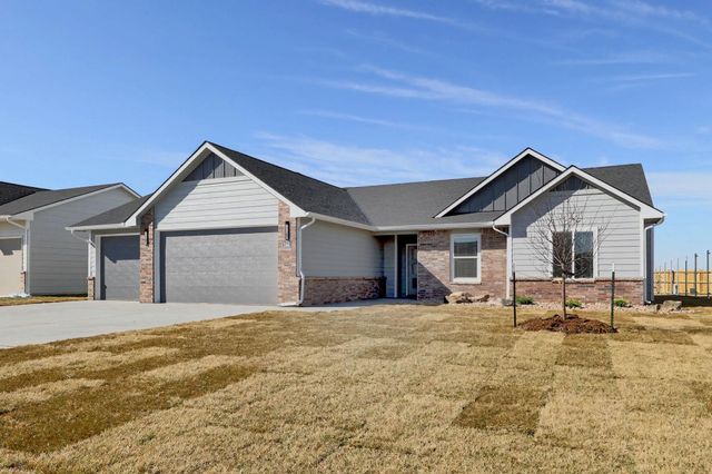 596 W Long Path Ct, Goddard, KS 67052