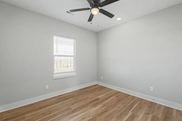 596 W Long Path Ct, Goddard, KS 67052